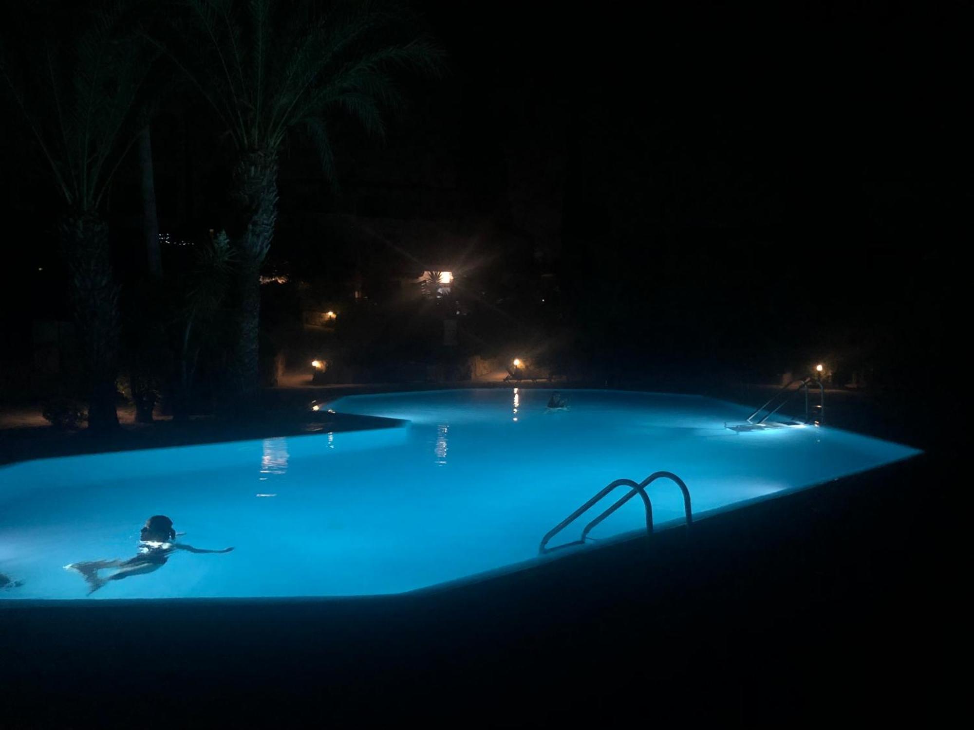 Newly Renovated- Regina Gardens 1, Venus Beach 500 M, Sea&Sunsets View, License Ooo7141 Paphos 外观 照片